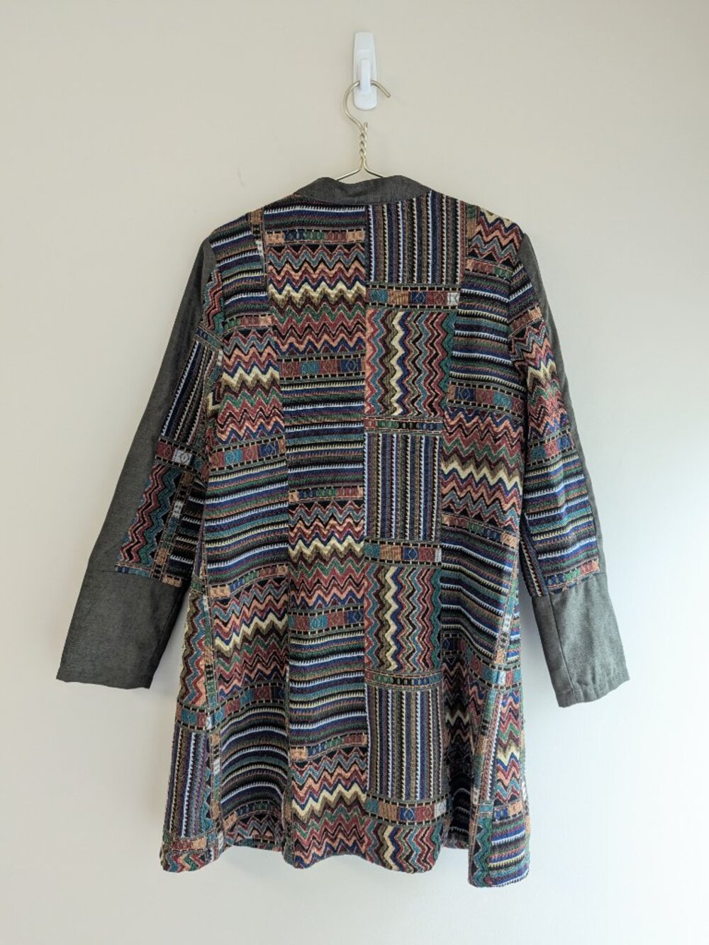 Funsport Multi colored Aztec Abstract Print light jacket - Picture 2 of 8